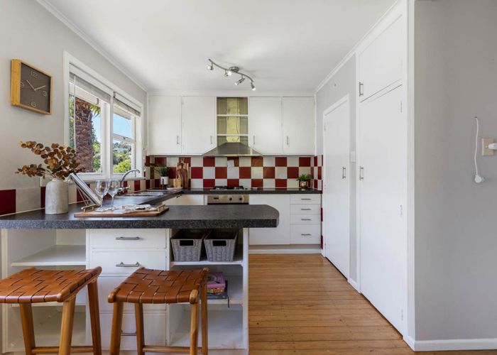  at 17 Springtime Crescent, Stanmore Bay, Whangaparaoa