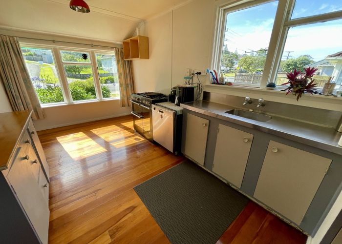  at 27 Dimock Street, Titahi Bay, Porirua, Wellington