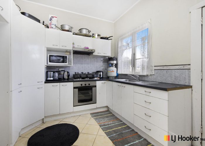 at 48 Hall Avenue, Otahuhu, Auckland