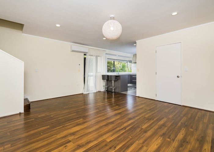  at 11 Alice Place, Hillcrest, North Shore City, Auckland