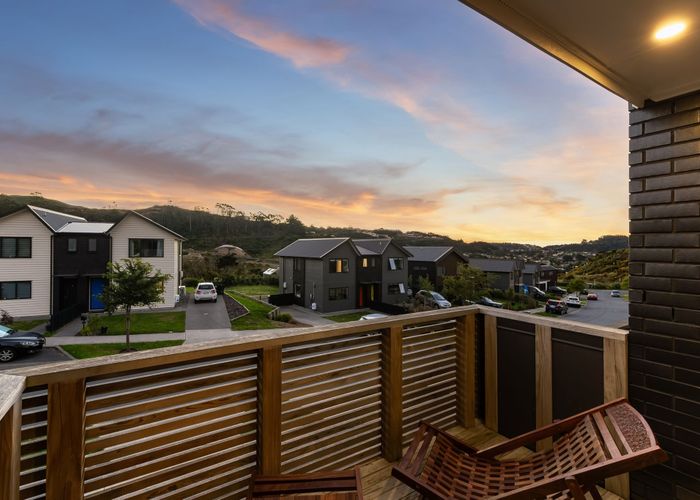  at 25 Holystone Road, Whitby, Porirua, Wellington