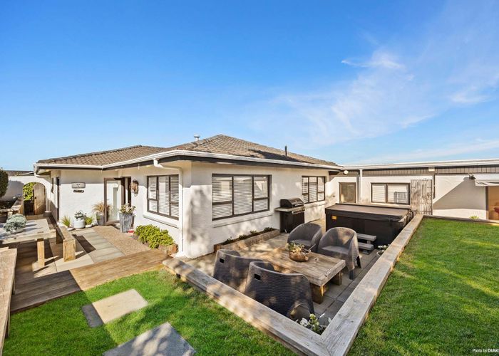  at 35 Luton Avenue, Sunnyhills, Manukau City, Auckland