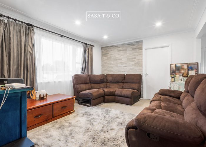  at 8 Julian Place, Otara, Manukau City, Auckland