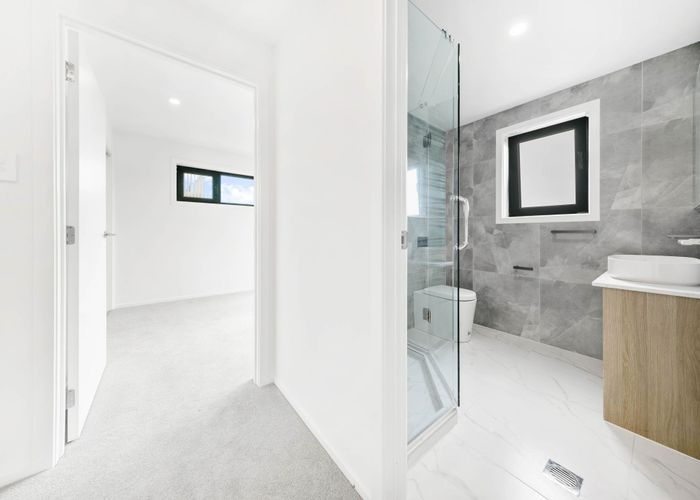  at Lot 3/23 & 25 Sullivan Avenue, Mangere Bridge, Manukau City, Auckland