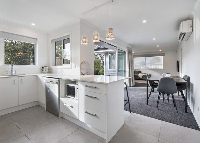  at 33 Liverpool Street, Takaro, Palmerston North