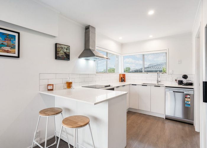  at 1/15 Imogene Way, Half Moon Bay, Manukau City, Auckland