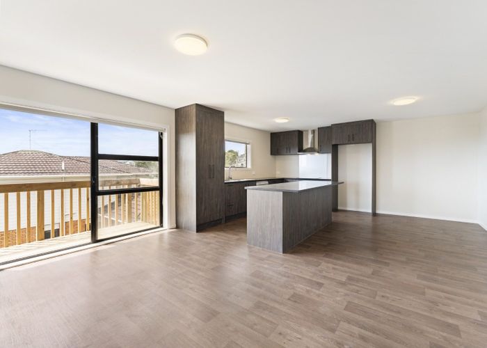  at 11 White Heron Drive, Massey, Auckland