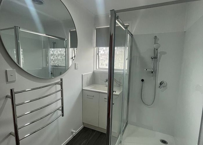  at 34 Casuarina Road, Half Moon Bay, Manukau City, Auckland