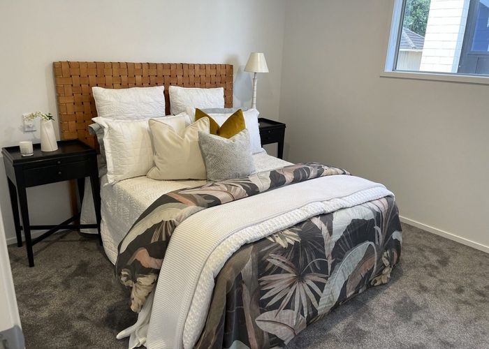  at 3/80 Awaroa Road, Sunnyvale, Auckland