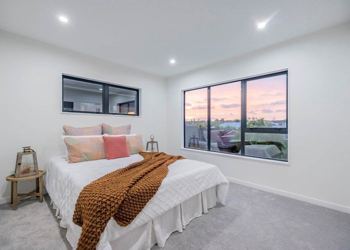  at 26D Tupaki Place, Pakuranga Heights, Manukau City, Auckland