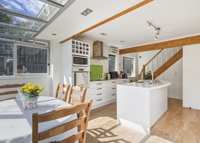  at 334 Kenmure Road, Kenmure, Dunedin, Otago