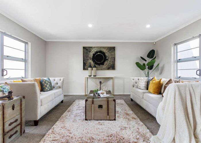  at 7 Savona Drive, Flat Bush, Auckland