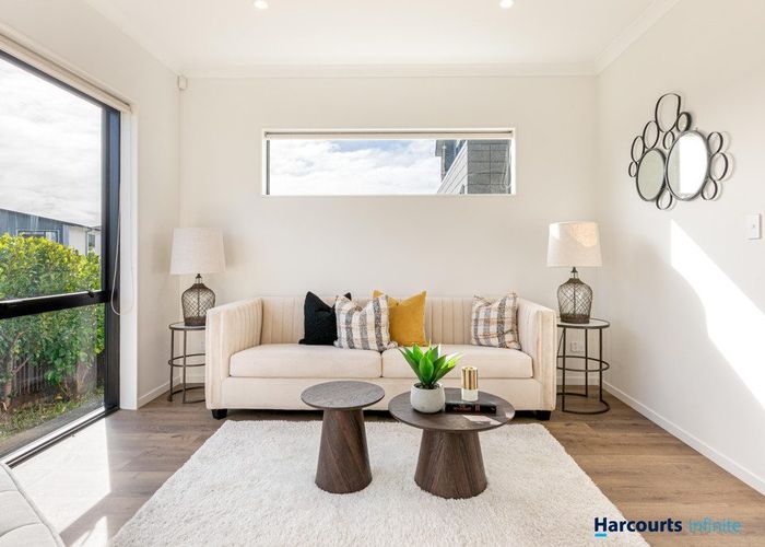  at 19 La Bella Road, Hobsonville, Waitakere City, Auckland