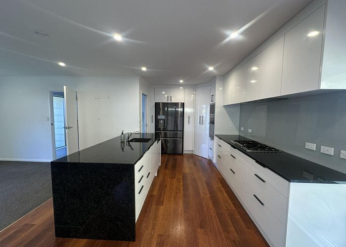  at "Dog friendly" 72 Field Street, Silverstream, Upper Hutt, Wellington