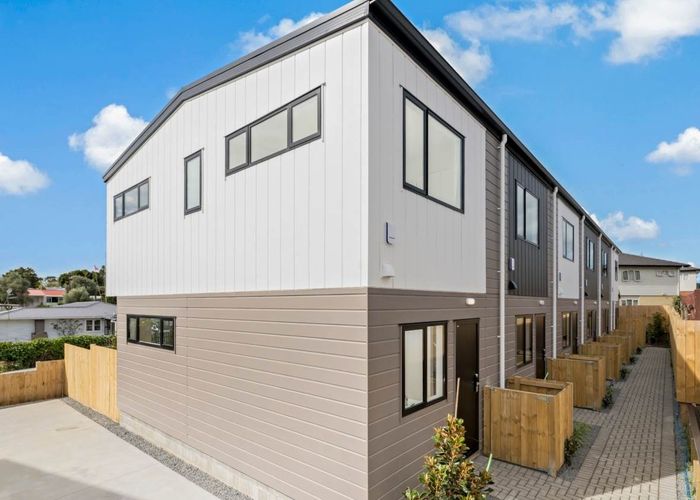  at 7/40 Saint Leonards Road, Kelston, Auckland