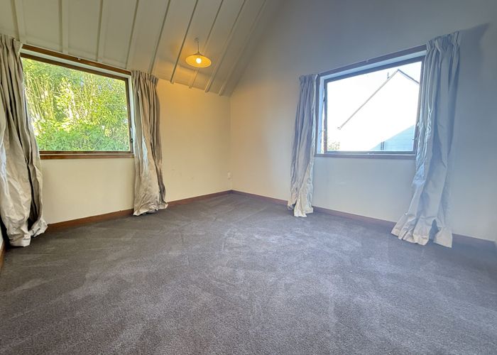  at 4/100 Office Road, Merivale, Christchurch City, Canterbury