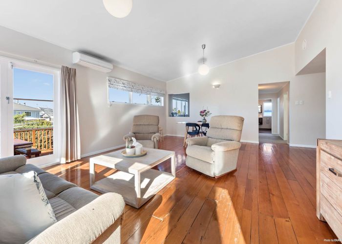  at 4 Whitney Street, New Windsor, Auckland