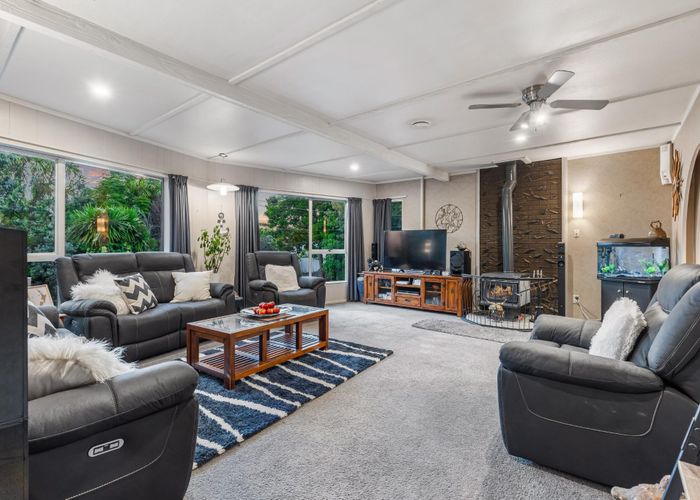  at 16 Ribblesdale Road, Henderson, Waitakere City, Auckland