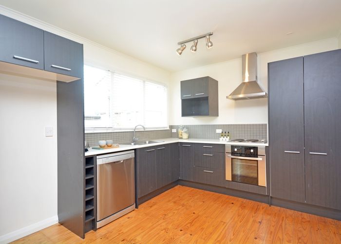  at 60D Swaffield Road, Papatoetoe, Auckland