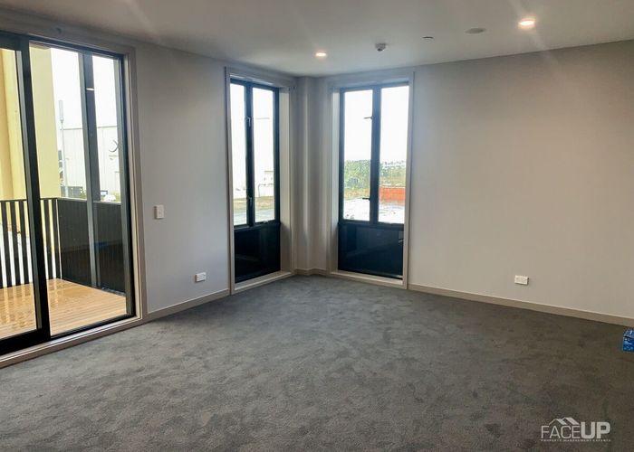  at 305/2 Launch Road, Hobsonville, Waitakere City, Auckland