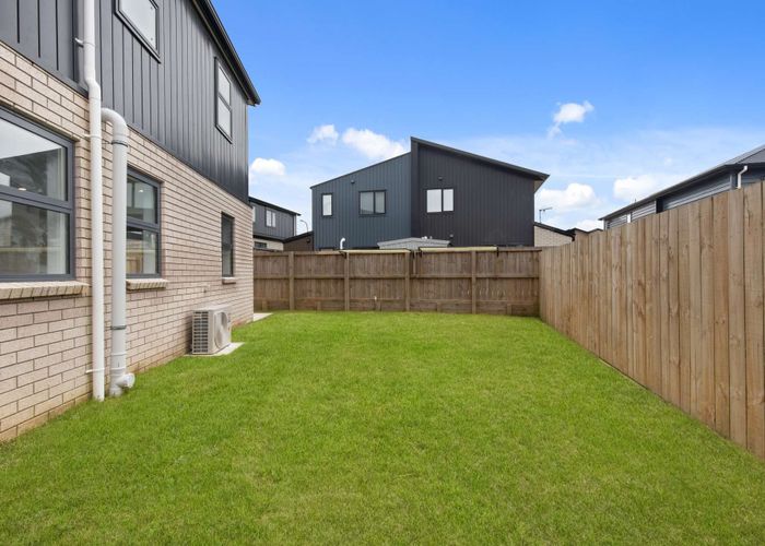 at 1/6 Mila Paige Close, Glenview, Hamilton