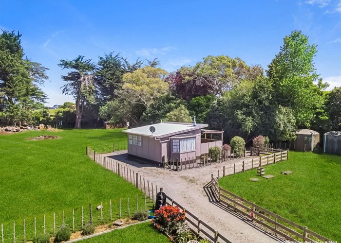  at 84 Marangai Road, Whangaehu, Whanganui