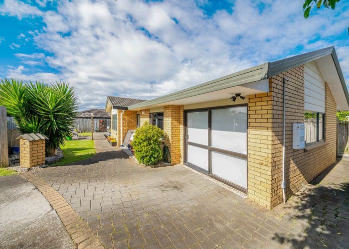  at 36 Koru Street, Mangere Bridge, Auckland