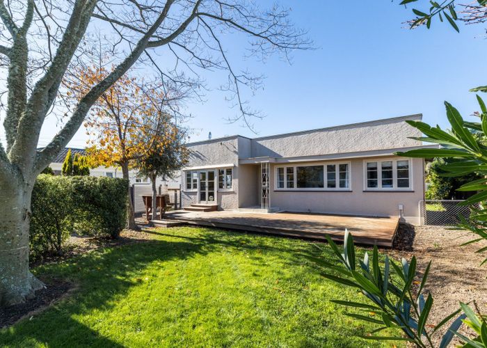  at 33 Avondale Road, Taradale, Napier, Hawke's Bay