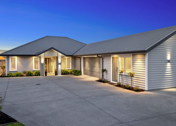  at 15 Pamela Christine Road, Patumahoe, Pukekohe
