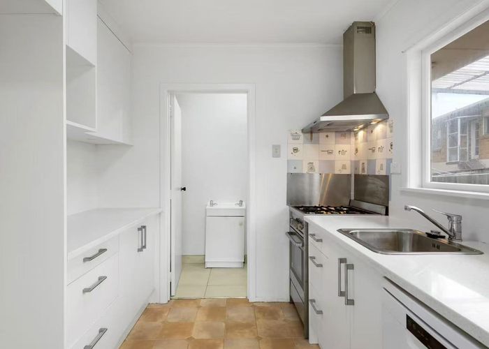  at 86 Marlborough Avenue, Glenfield, North Shore City, Auckland