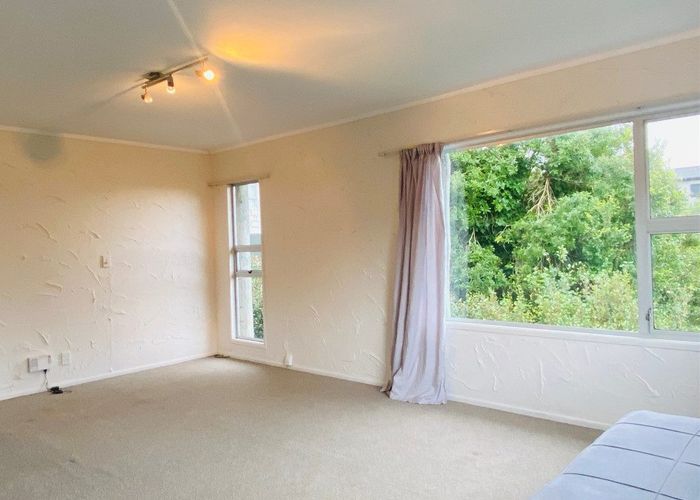  at 1/21 Malters Place, Browns Bay, Auckland