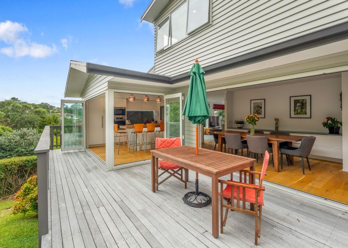  at 7 Barton Street East, Blockhouse Bay, Auckland City, Auckland