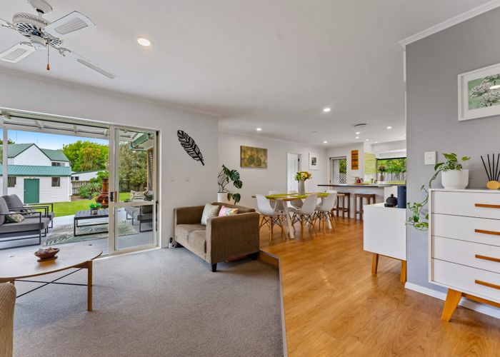  at 19 Rosella Grove, Waimauku, Waimauku