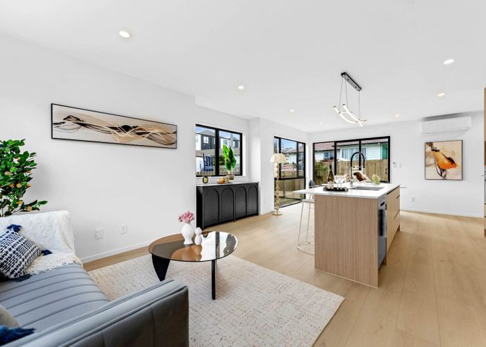  at Lots 1-3,  Tomintoul Place, Highland Park, Manukau City, Auckland