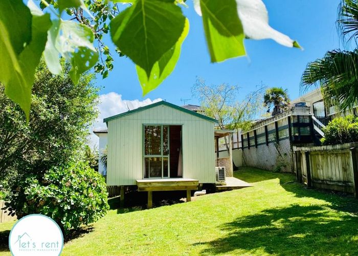  at 30a Leaver Place, Weymouth, Manukau City, Auckland