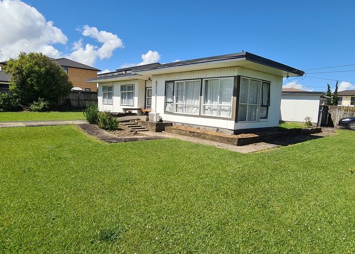  at 38 Rosebank Road, Papatoetoe, Auckland