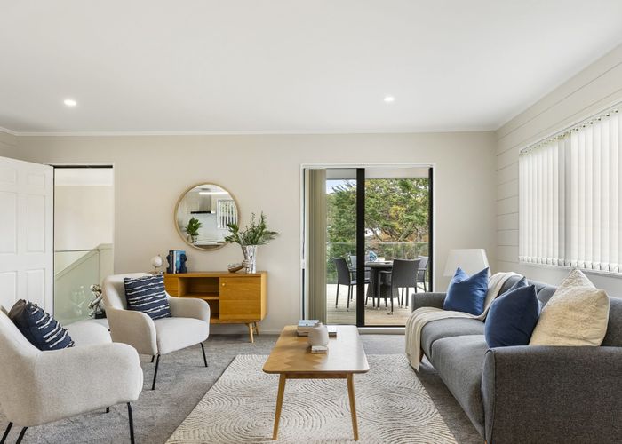  at 10 Eagleson Street, Northcross, North Shore City, Auckland