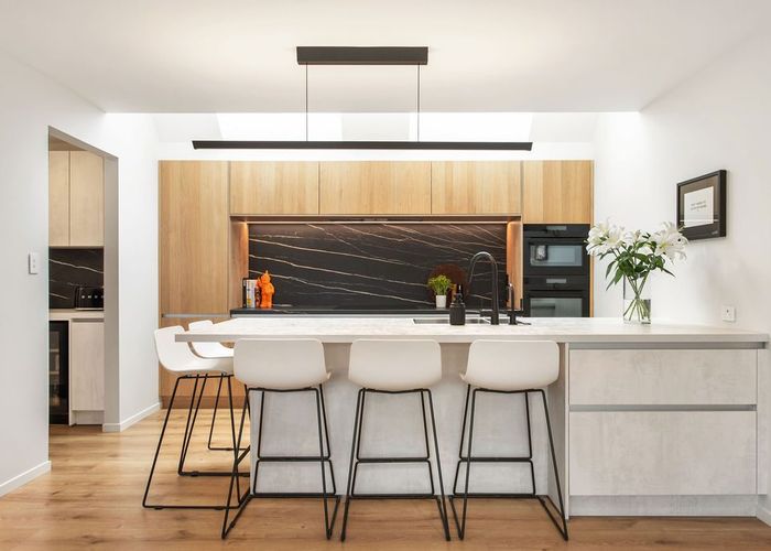  at 2 Wairarapa Terrace, Fendalton, Christchurch City, Canterbury