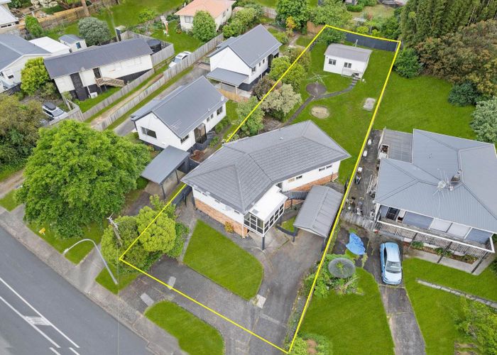  at 74 Vodanovich Road, Te Atatu South, Waitakere City, Auckland