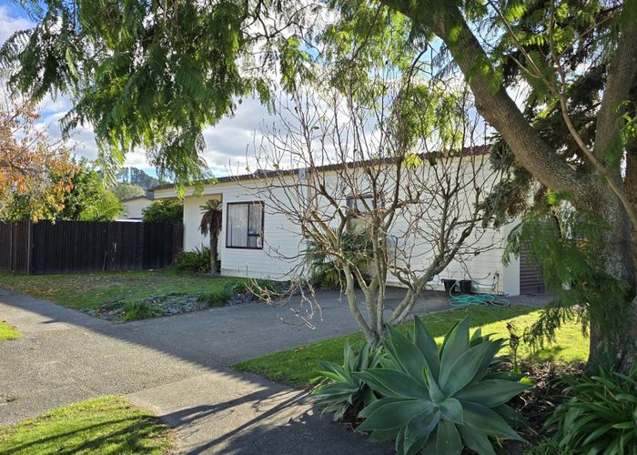  at 10 Moorhouse Street, Taradale, Napier
