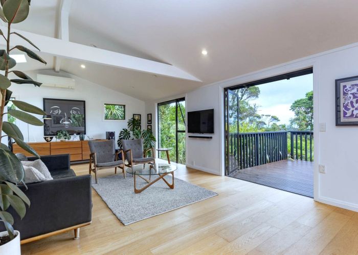  at 256 Piha Road, Piha
