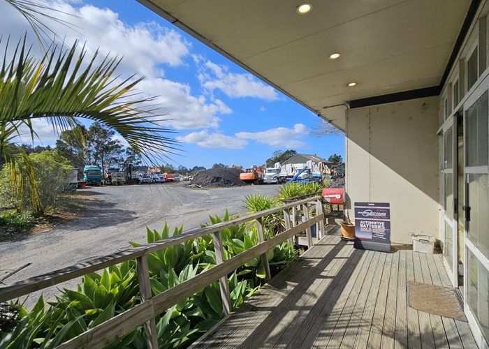  at 668 Dairy Flat Highway, Albany