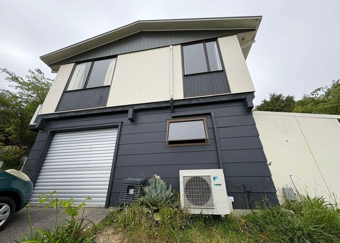  at 83 Parkway Road, Wainuiomata, Lower Hutt, Wellington