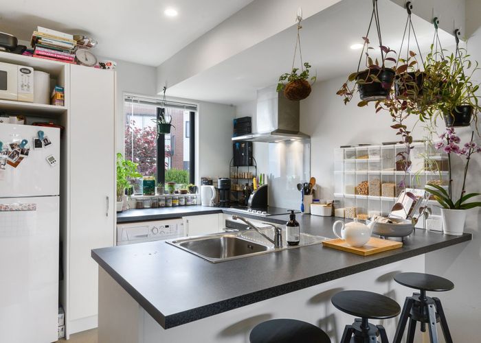  at 54/10 Buffon Street, Waltham, Christchurch