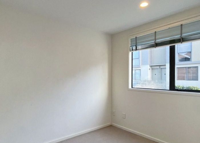  at 42/51  Ireland Rd, Mount Wellington, Auckland City, Auckland