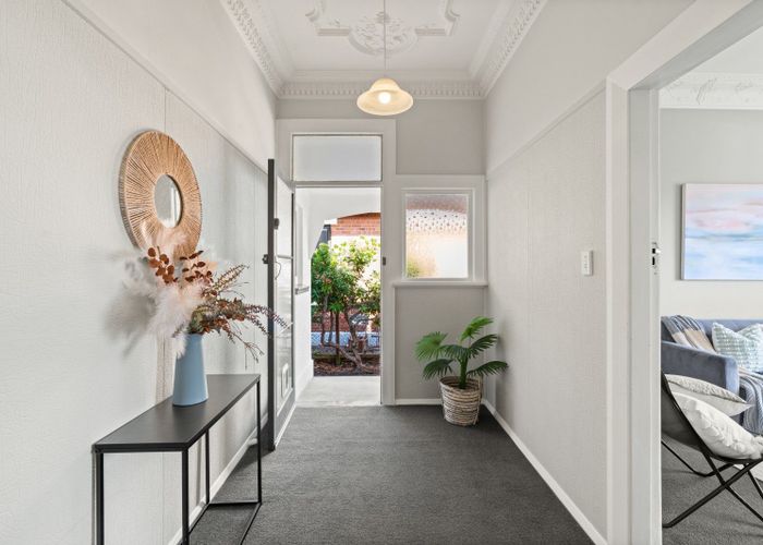  at 8 Auld Street, Saint Kilda, Dunedin