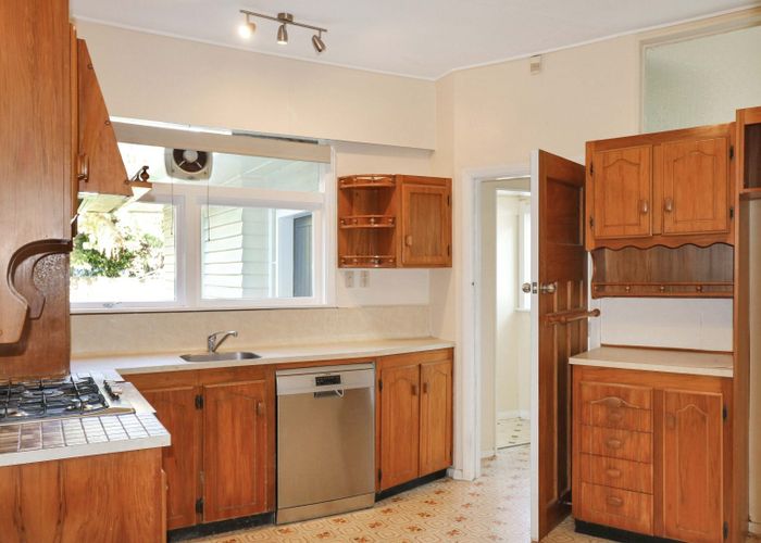  at 22 St Albans Grove, Woburn, Lower Hutt, Wellington