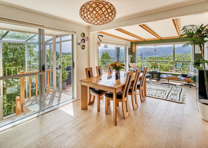  at 60 Pomare Road, Tirohanga, Lower Hutt