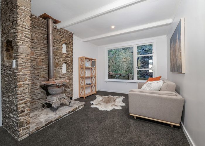  at 24 Athol Place, Ravensbourne, Dunedin, Otago