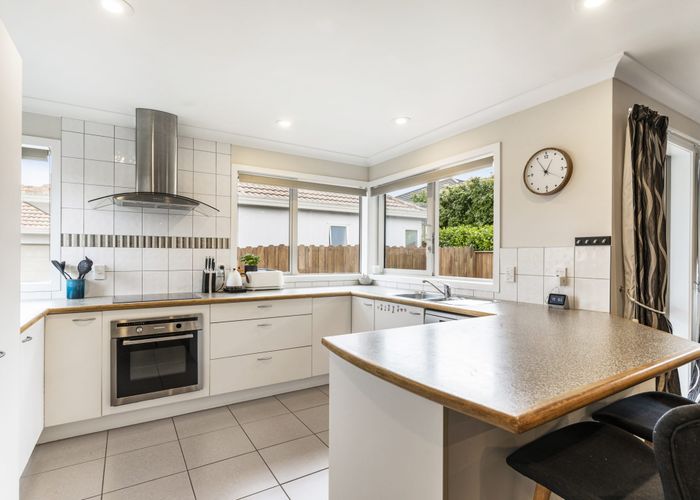  at 81D Mirrabooka Avenue, Botany Downs, Auckland